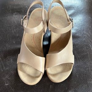 Dansko neutral leather sandal clogs